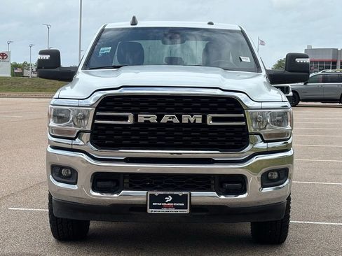 Used 2024 RAM 2500 Big Horn AWD/4WD image 3