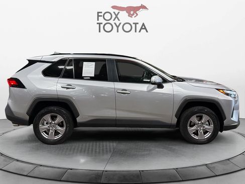 Used 2024 Toyota RAV4 LE AWD/4WD image 7