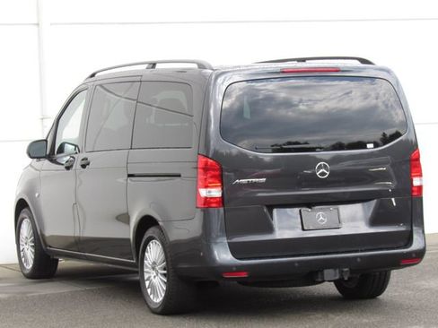 Used 2023 Mercedes-Benz Metris Passenger image 5