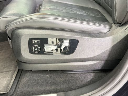 Used 2022 BMW X5 M50i w/ Dynamic Handling Package image 14