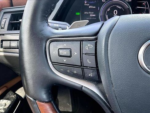 Used 2024 Lexus ES 300h w/ Technology Package FWD image 20