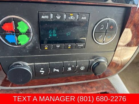 Used 2008 Chevrolet Suburban LTZ w/ LTZ Preferred Equipment Group AWD/4WD image 20