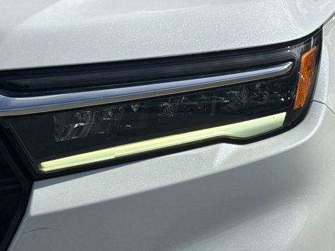 Certified 2024 Honda Pilot EX-L image 10