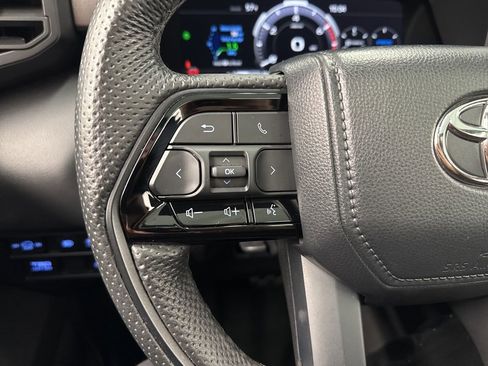 Used 2024 Toyota Sequoia TRD Pro AWD/4WD image 23
