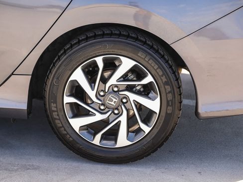 Used 2016 Honda Civic EX image 11