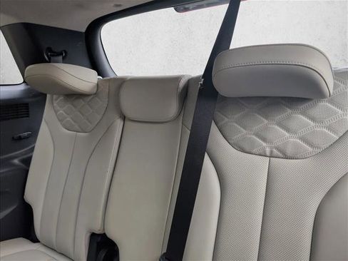 Used 2022 Hyundai Palisade Limited FWD image 14
