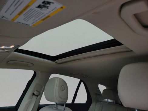 Certified 2021 Mercedes-Benz GLE 350 4MATIC image 29