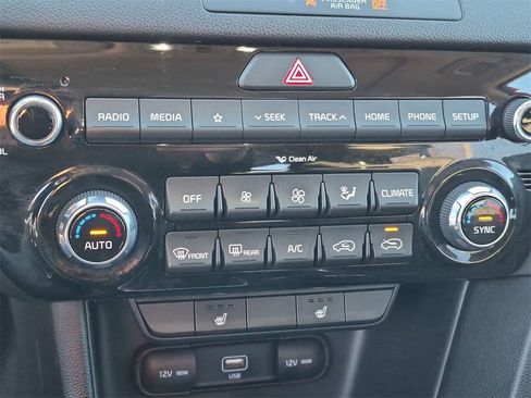 Used 2022 Kia Sportage EX image 18