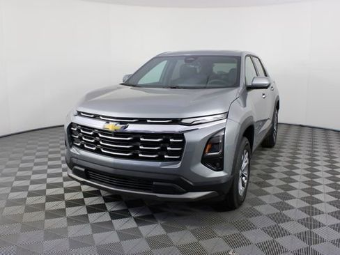 New 2026 Chevrolet Equinox LT FWD image 23
