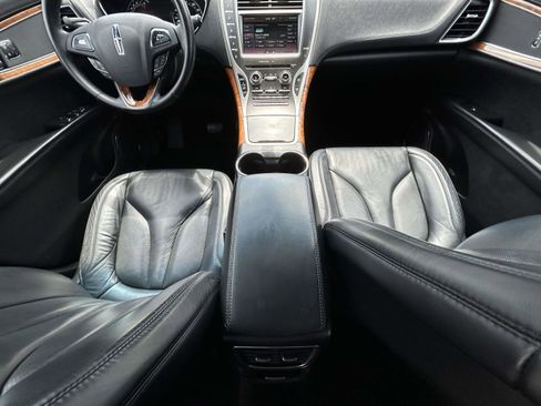 Used 2016 Lincoln MKX Select FWD image 12