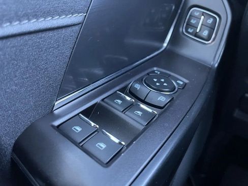 Used 2022 Ford F150 Raptor w/ Convenience Package image 33