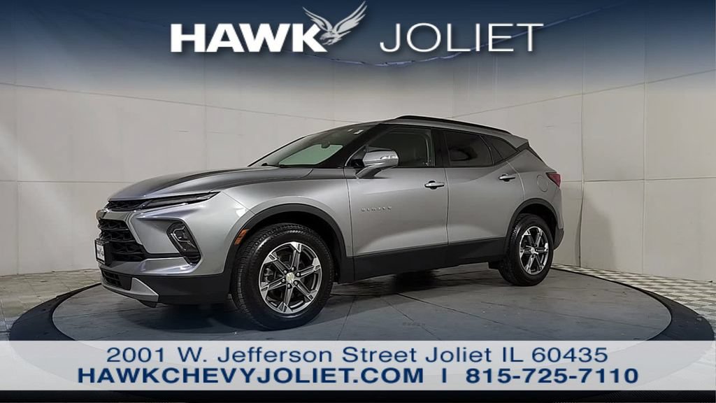 Used 2023 Chevrolet Blazer LT FWD image 4