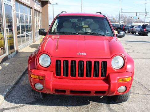 Used 2002 Jeep Liberty Limited image 3