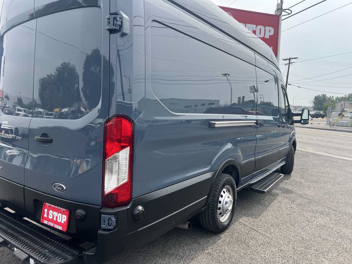 Used 2022 Ford Transit 250 148 High Roof Extended AWD w/ Parcel Delivery Package image 5
