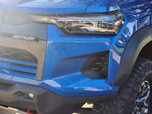 Used 2024 Chevrolet Colorado ZR2 w/ ZR2 Convenience Package III image 17
