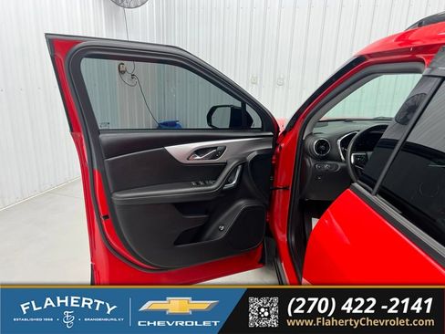 Used 2023 Chevrolet Blazer LT w/ Convenience Package FWD image 8