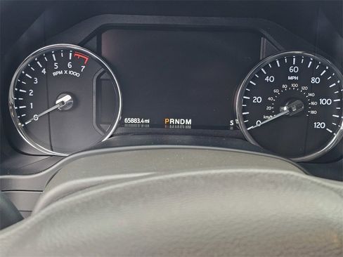 Used 2021 Ford Expedition XLT image 23