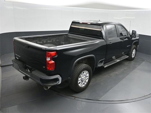 Used 2024 Chevrolet Silverado 2500 LT image 28