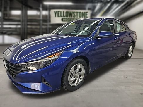 Used 2021 Hyundai Elantra SE image 7