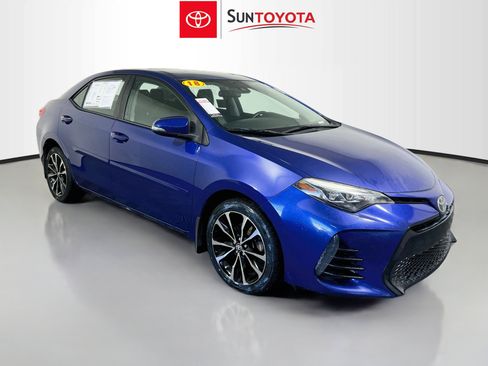 Used 2018 Toyota Corolla SE w/ SE Premium Package FWD image 1