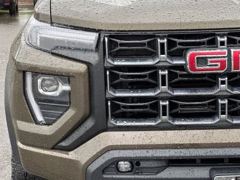 Used 2025 GMC Canyon AT4 w/ Technology Plus Package image 46