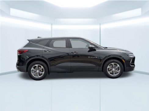 Used 2023 Chevrolet Blazer LT AWD/4WD image 8