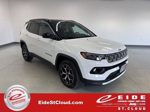 Used 2025 Jeep Compass Limited image 1