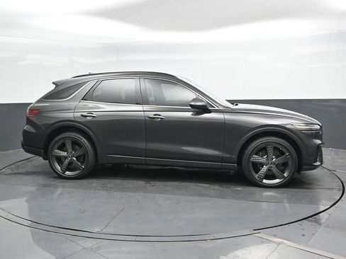 Used 2025 Genesis GV70 3.5T Sport w/ Sport Prestige Package AWD/4WD image 5