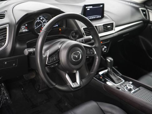 Used 2017 MAZDA MAZDA3 Touring FWD image 19