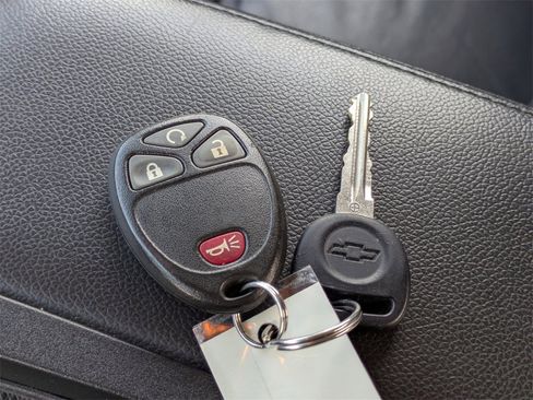 Used 2011 Chevrolet Silverado 2500 LTZ w/ LTZ Plus Package image 28