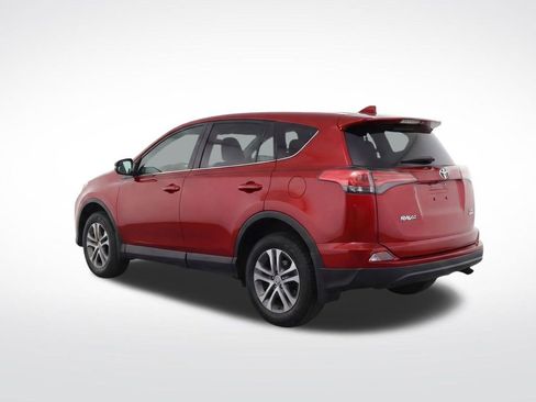 Used 2018 Toyota RAV4 LE w/ All Weather Liner Package AWD/4WD image 31