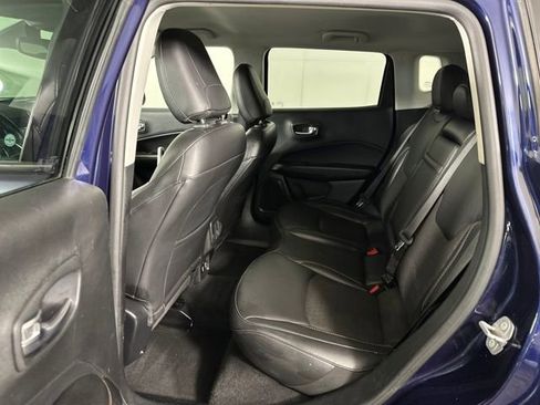 Used 2019 Jeep Compass Latitude image 25