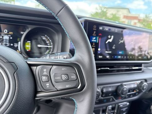 Used 2025 Jeep Wrangler Unlimited Rubicon 4xe w/ Safety Group image 16