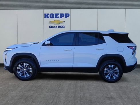 New 2026 Chevrolet Equinox LT w/ Convenience Package II image 2