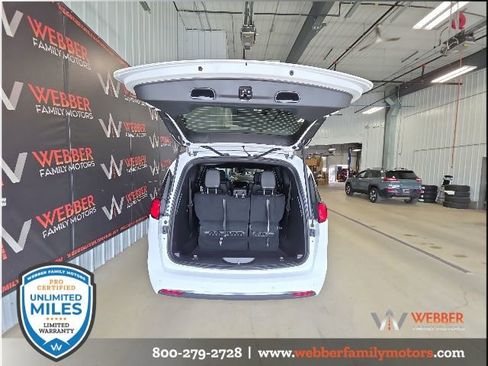 New 2026 Chrysler Voyager LX FWD image 6