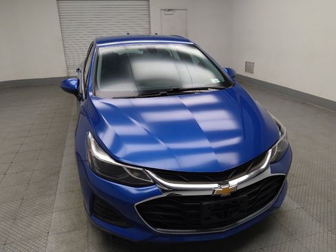 Used 2019 Chevrolet Cruze LT w/ Convenience Package FWD image 14