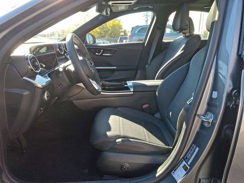 Used 2025 Mercedes-Benz C 300 4MATIC Sedan image 8