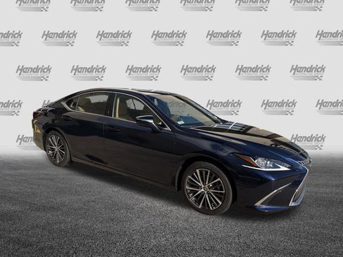 Certified 2025 Lexus ES 350 w/ Premium Package image 2
