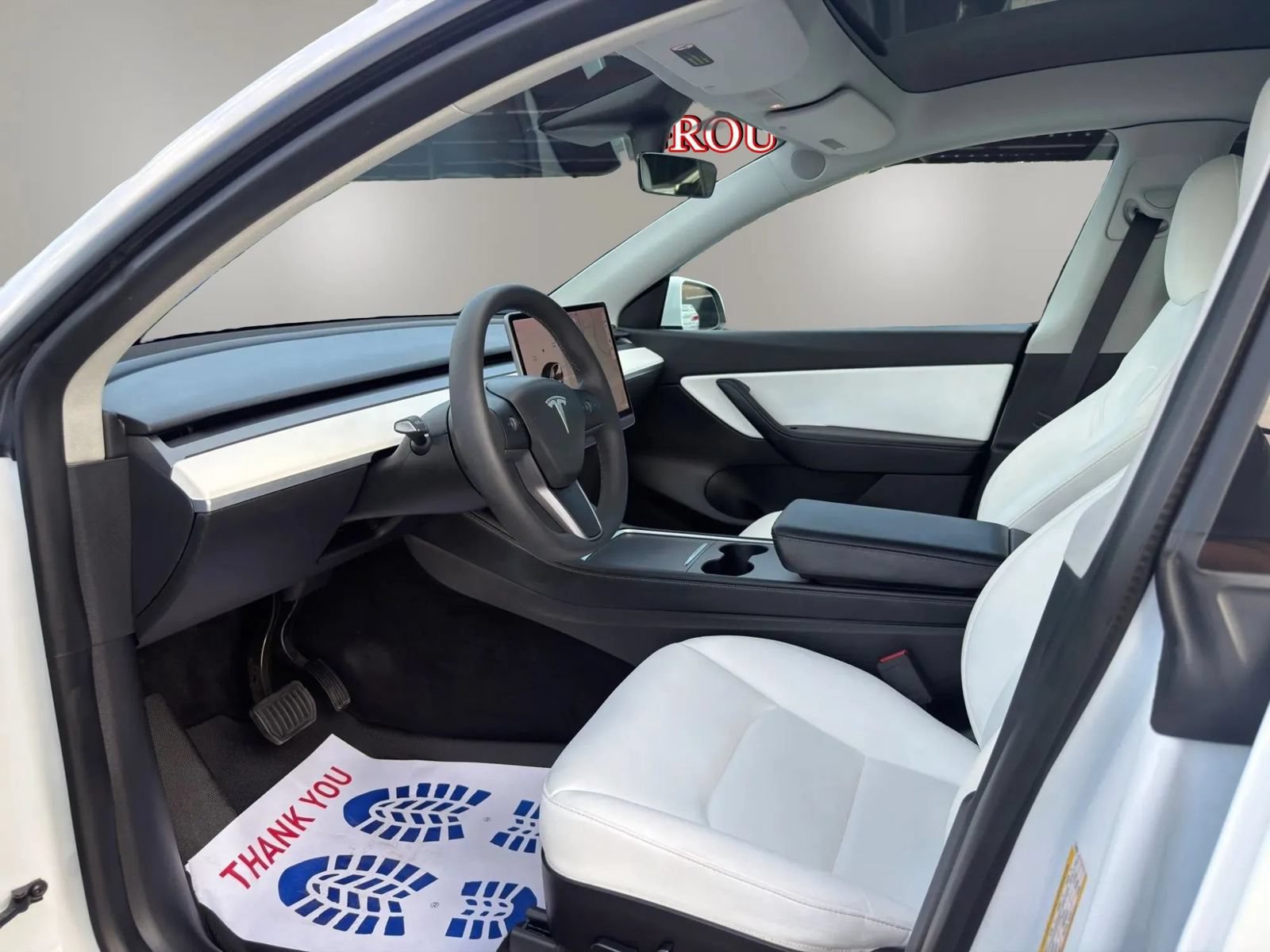 Used 2022 Tesla Model Y Long Range AWD/4WD image 12