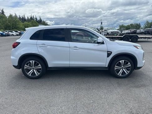 Used 2024 Mitsubishi Outlander Sport ES AWD/4WD image 6
