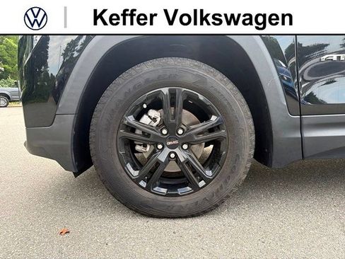 Used 2023 GMC Terrain AT4 AWD/4WD image 11