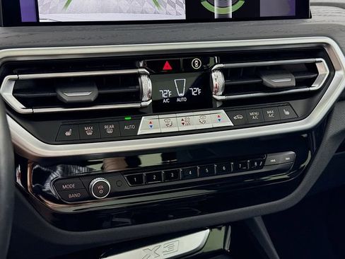 Used 2024 BMW X3 xDrive30i w/ Premium Package w/ZPA image 16