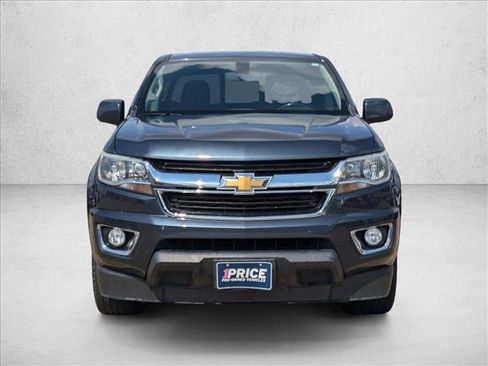Used 2020 Chevrolet Colorado LT w/ LT Convenience Package image 2