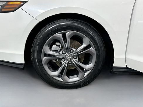 Certified 2023 Honda Accord EX image 31