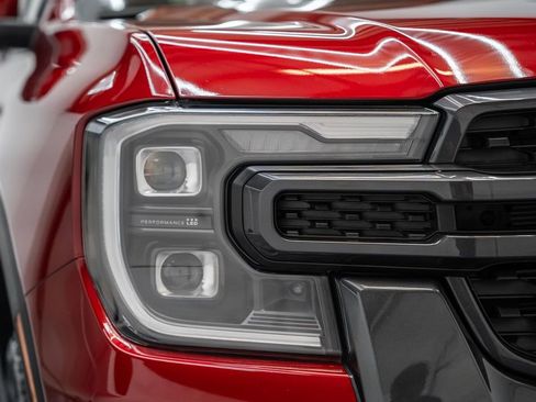 Certified 2025 Ford Ranger Lariat w/ FX4 Off-Road Package image 10