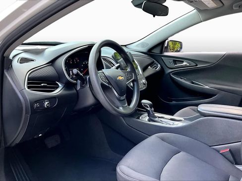 Used 2024 Chevrolet Malibu LT FWD image 17