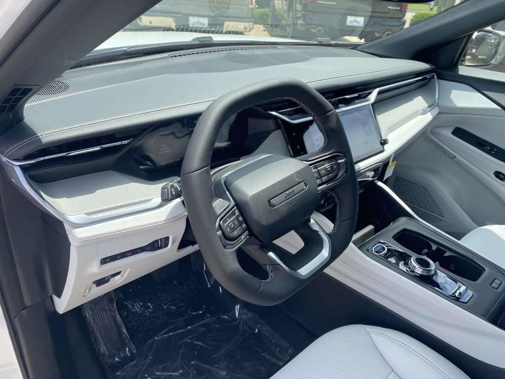 New 2026 Jeep Cherokee Limited AWD/4WD image 45