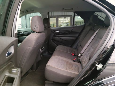 Used 2022 Chevrolet Equinox LT image 18