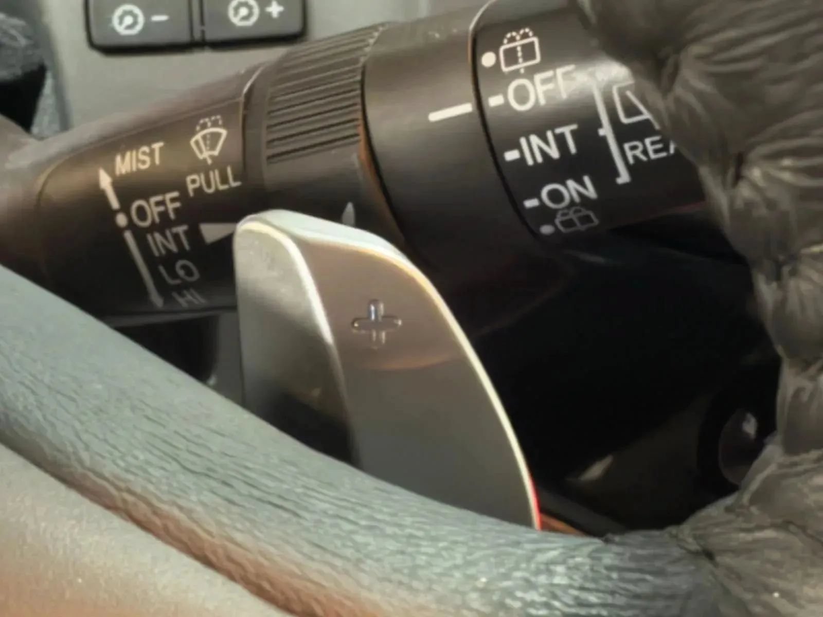 Used 2016 Honda Pilot Touring image 42