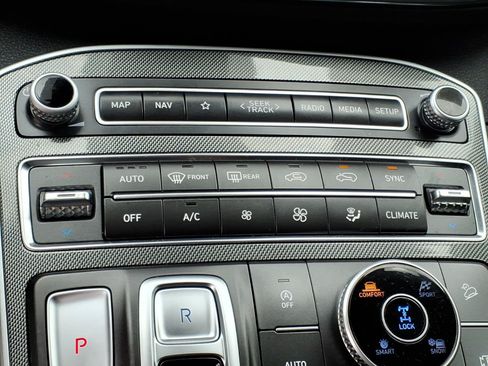 Used 2023 Hyundai Santa Fe SEL AWD/4WD image 22